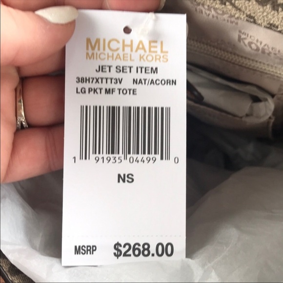 Michael Kors Bag - Picture 4 of 6